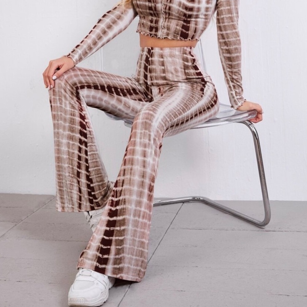 5/$30🪴 Shein tie dye pants - Picture 3 of 3